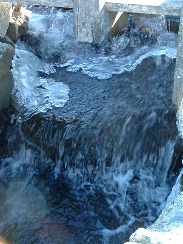 water frozen in midstream (10)