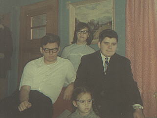 Kenny, Bruce, Sue, Renee 1967